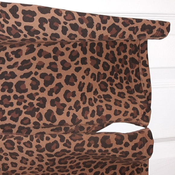 Nike Dri-Fit One High Waisted 7in. Leopard Print Bike/Gym Short 2021 - Picture 6 of 16